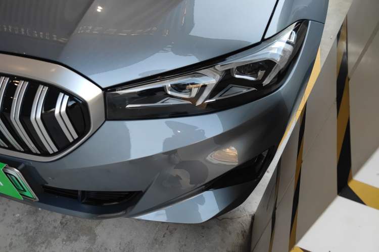 Used BMW i3 2022 eDrive 35 L
