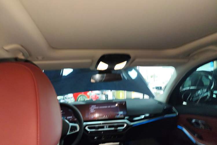 Used BMW i3 2024 eDrive 35 L
