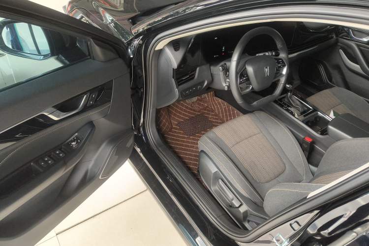 Used Bestune B70 2022 Third Generation 1.5T Automatic Enjoyment Version
