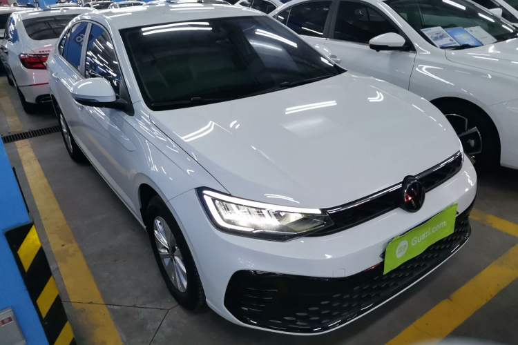 Used Volkswagen Lavida 2023 New Sharp 1.5L Automatic Excellent New Edition
