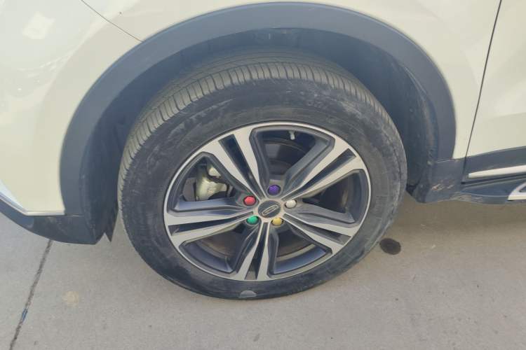 Used Geely Auto Emgrand X7 Sport 2022 1.8TD DCT Zhiya Trim
