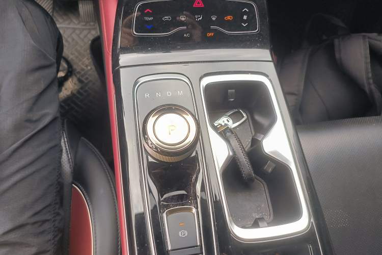 Used SOL QX 2022 300T DCT Moon Exploration Edition
