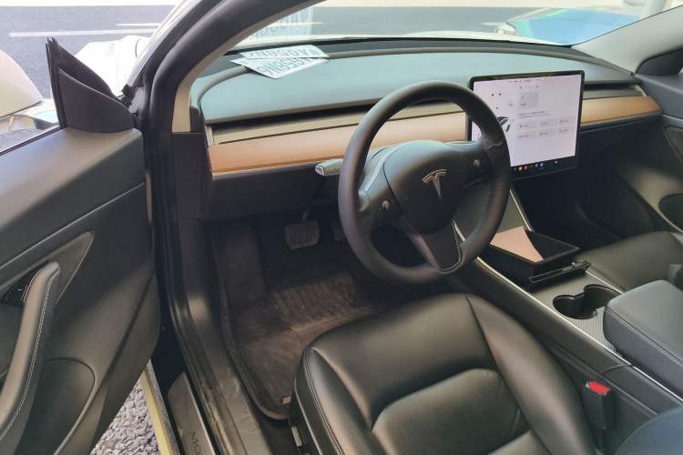 Used Tesla Model 3 2019 Standard Range Rear-Drive Upgraded Version
