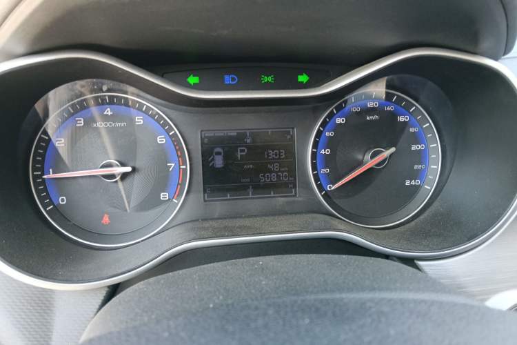 Used Geely Auto Vision 2019 Upgraded Model 1.5L CVT Luxury Version China VI Standard
