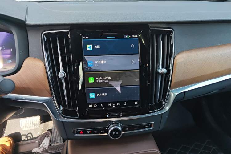 Used Volvo S90 2024 B5 Zhiyi Luxury Edition