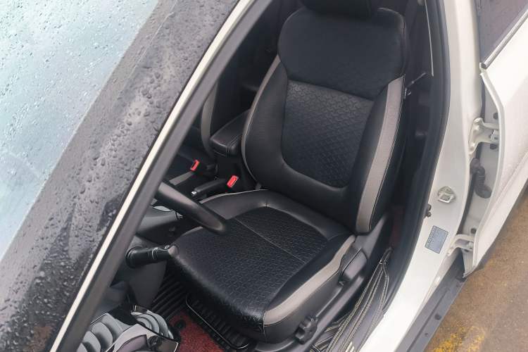 Used Kia kx1 Stonic 2019 1.4L Automatic Fun Edition China V Standard