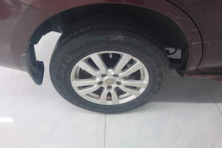 Used Venucia T70 2015 1.6L Manual Ruixing Edition
