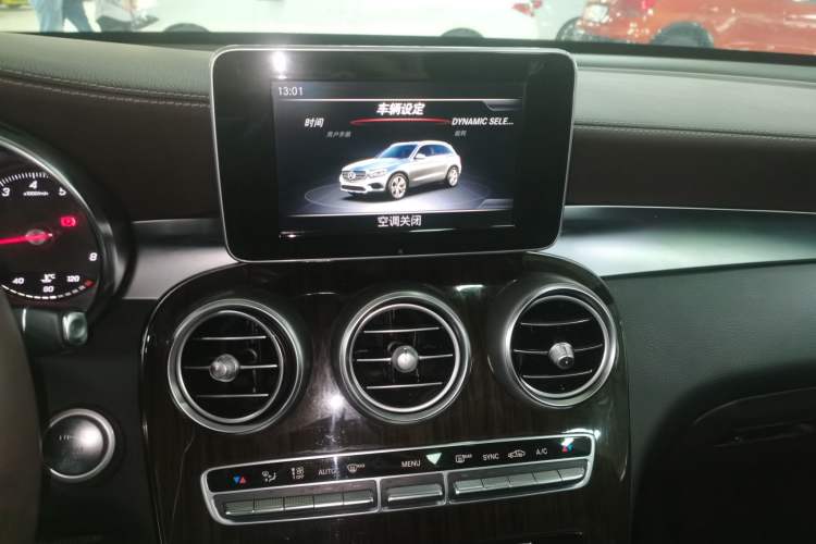 Used Mercedes-Benz GLC 2018 GLC 260 4MATIC Dynamic Edition
