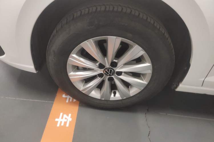 Used Volkswagen Lavida 2023 New Rui 1.5L Automatic New Yi Edition