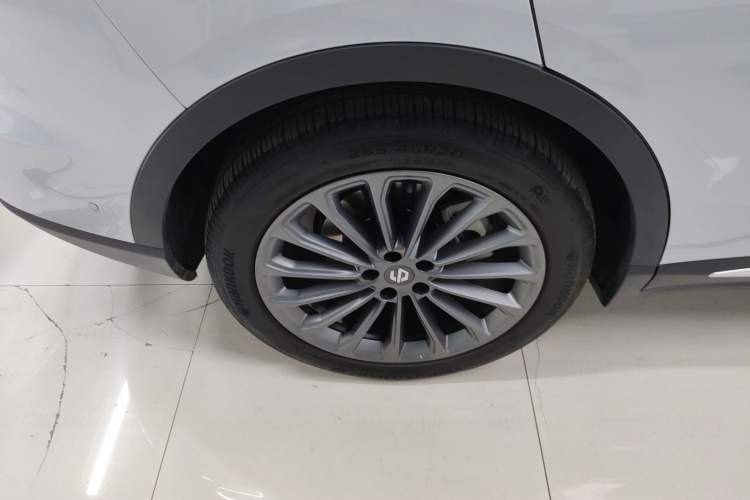 Used Leapmotor C11 2024 All-Electric 580 Luxury Edition
