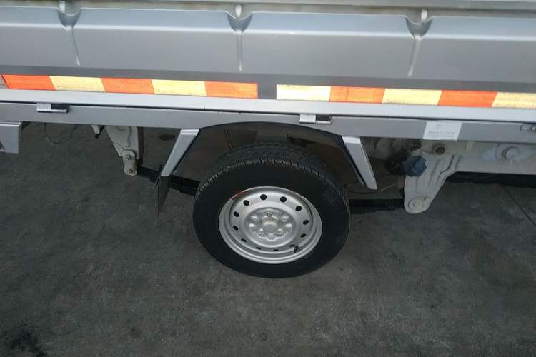 Used Wuling Rongguang Small Truck 2020 1.2L Base Version China VI Standard Single-Row LSI