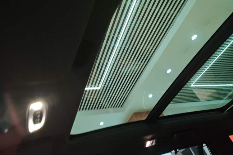 Used Volvo XC90 2018 T6 Zhiyi Edition 7-Seater
