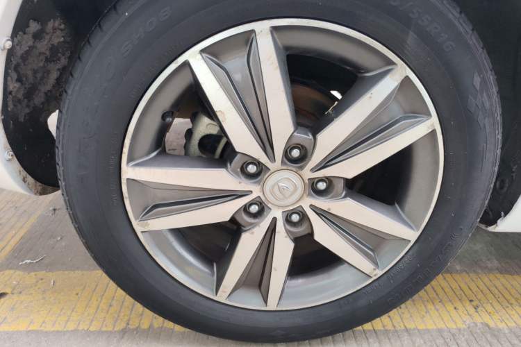 Used Changan Eado 2015 1.6L Manual Luxury Model China V Standard
