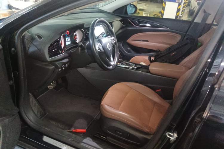 Used Buick Regal 2019 20T Elite Version China VI Standard
