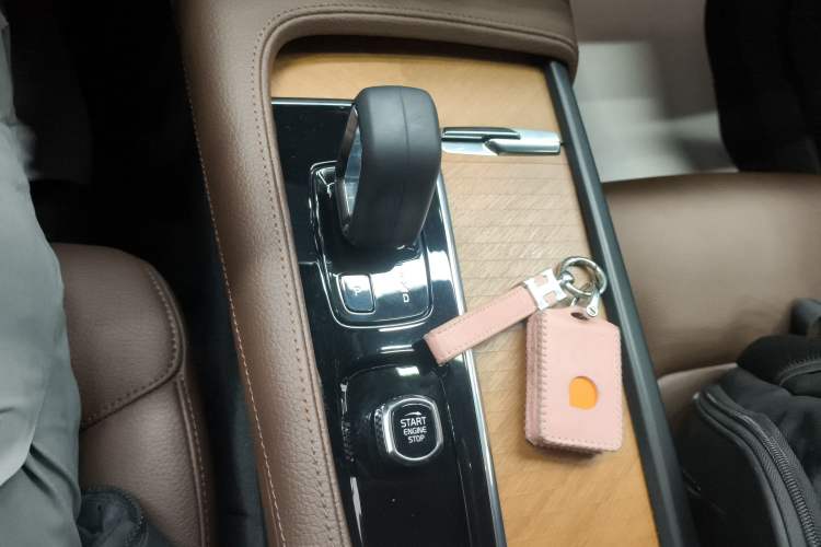 Used Volvo S90 2022 B5 Zhiyi Luxury Edition