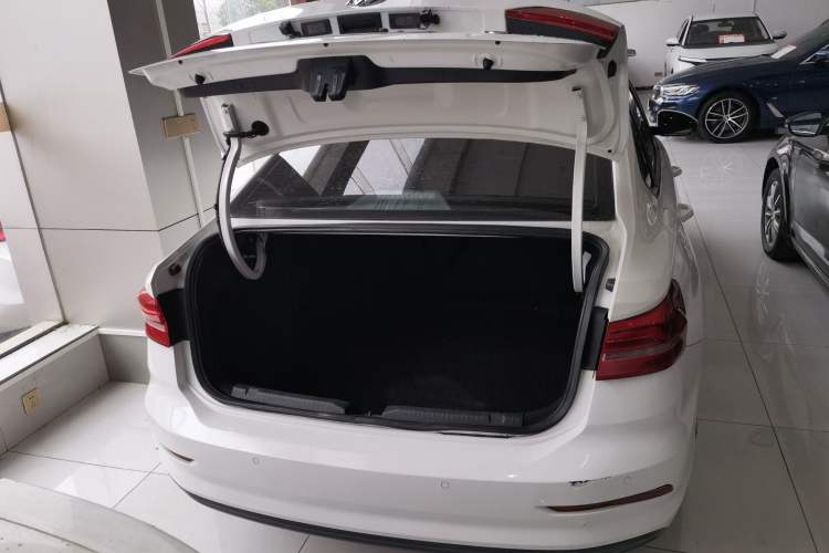 Used Volkswagen Lavida 2018 1.5L Automatic Fashion Edition China V Standard
