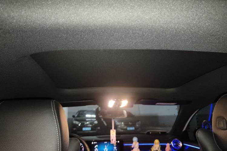 Used Mercedes-Benz A-Class 2021 A 200 L Sport Sedan Fashion Model
