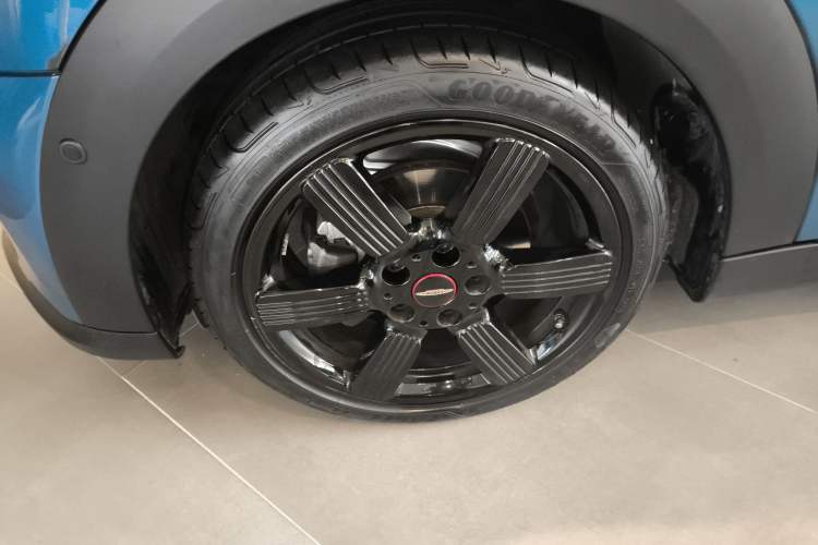 Used  MINI 2023 1.5T COOPER Artist Five-Door Edition