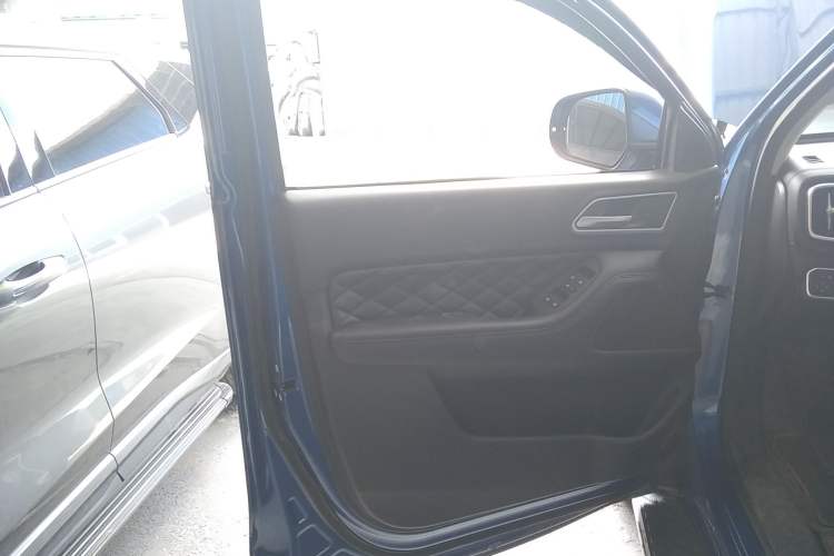 Used Great Wall Poer 2021 2.0T Global Version Passenger Automatic Diesel Two-Wheel Drive Comfort Trim Standard Cab GW4D20M
