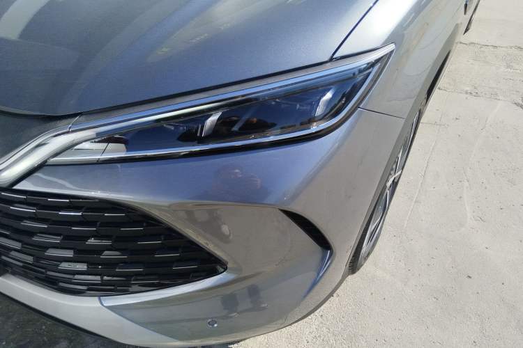 Used BYD Song L DM-i 2025 Intelligent Driving Version 160 km Beyond-Range Type
