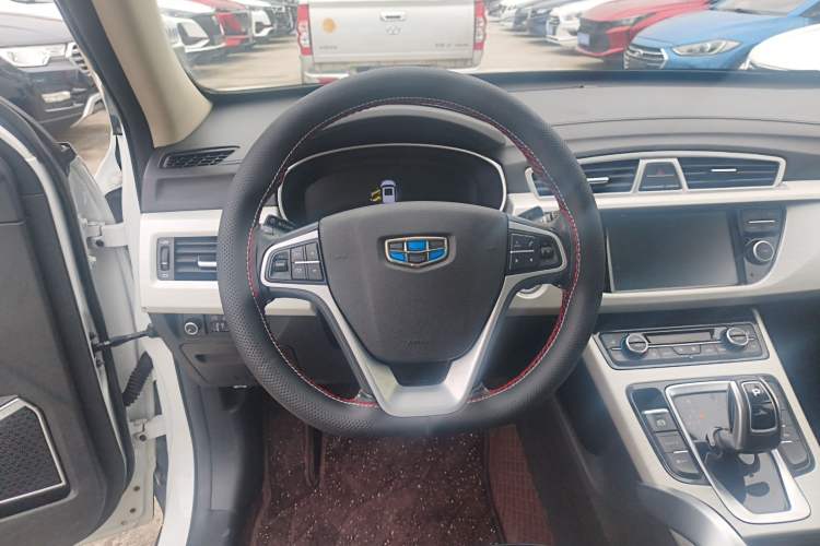 Used Geely Auto Emgrand X7 Sport 2020 1.8TD DCT Two-Wheel Drive Smart Connect 4G-Enabled Version