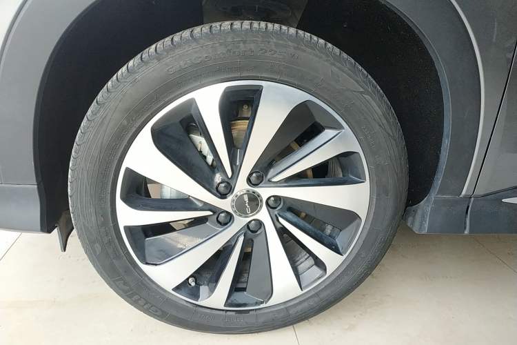 Used BYD Song PLUS New Energy 2024 Honor Edition EV 520km Luxury Model
