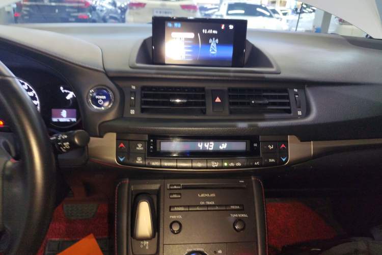 Used Lexus CT 2017 CT200h Comfort Edition Monochrome China VI
