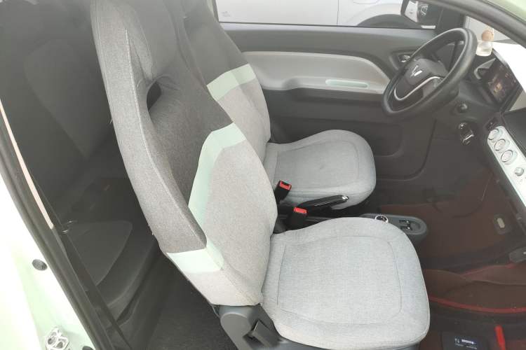 Used Wuling Hongguang MINIEV 2021 Macaron Premium Model – Lithium Iron Phosphate
