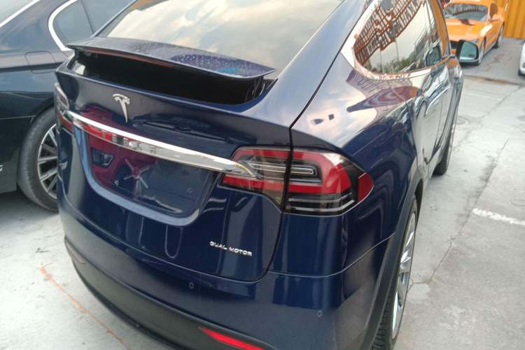 Used Tesla Model X 2019 Long-Range Version
