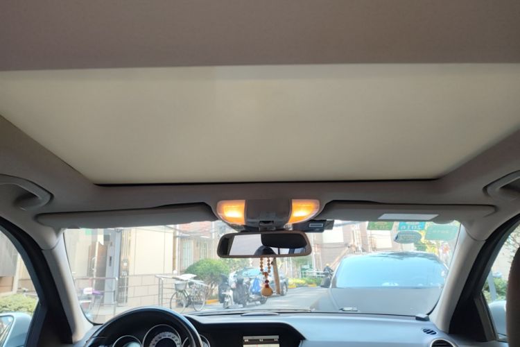 Used Mercedes-Benz C-Class (Import) 2011 C 200 Fashion Travel Edition
