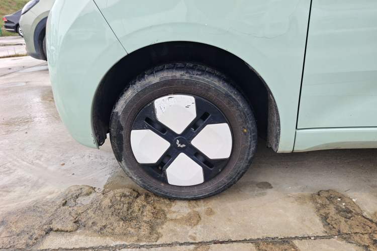 Used Wuling Hongguang MINIEV 2024 3rd Generation 215km Advanced Version