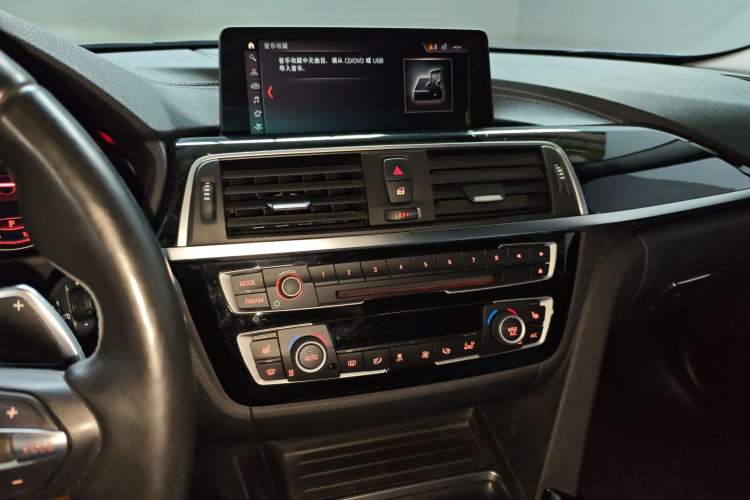 Used BMW 3 Series 2018 320Li Leading Model M Sport Package
