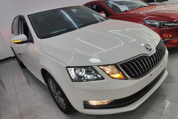 Used Skoda Octavia 2018 TSI230 DSG Comfort Edition
