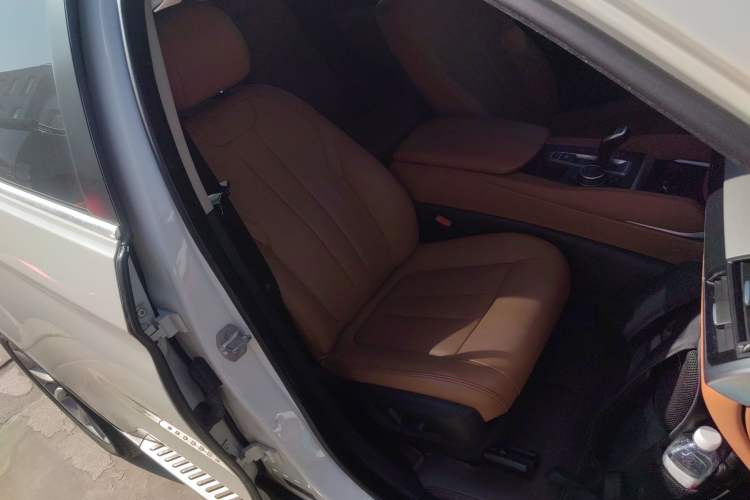 Used BMW X6 2015 xDrive35i Leading Model