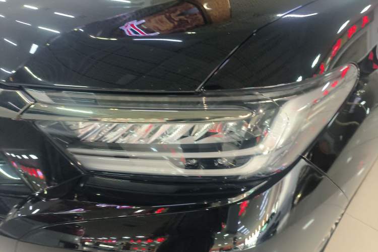 Used Honda Elysion 2022 2.0L eHEV Luxury Edition
