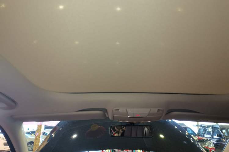 Used Mercedes-Benz E-Class 2022 Second Facelift E 300 L Luxury Edition