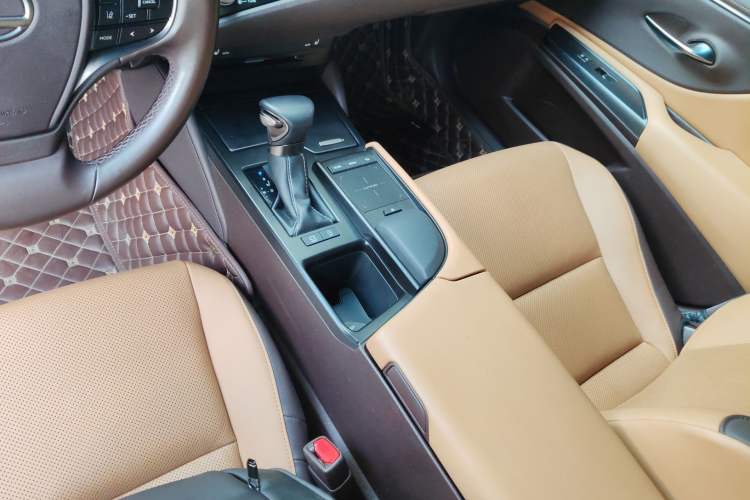 Used Lexus ES 2020 200 Excellence Edition