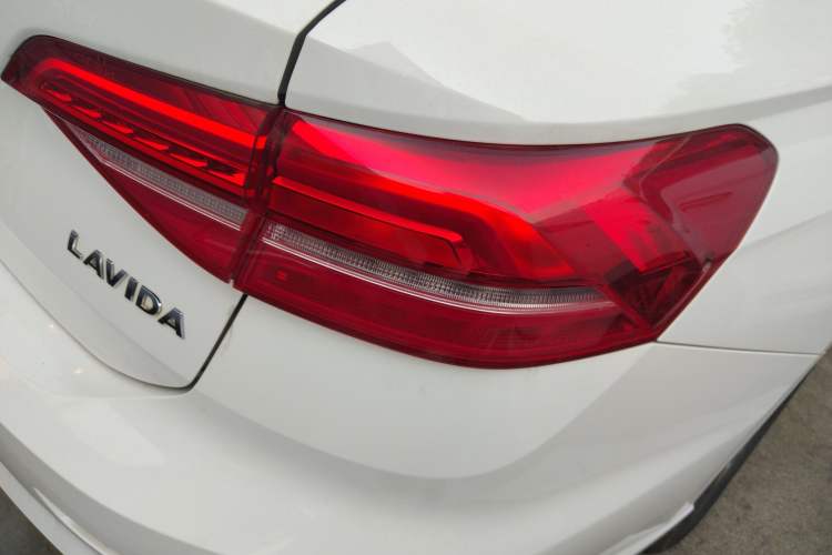 Used Volkswagen Lavida 2019 Lavida Start 1.5L Automatic Trendy Version China VI Standard