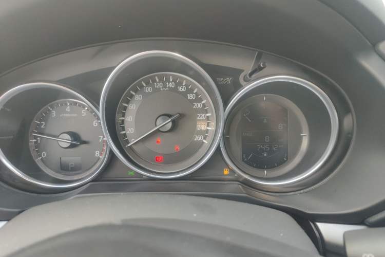 Used Mazda CX-5 2017 2.0L Automatic 2WD ZhiShang Trim China V Standard
