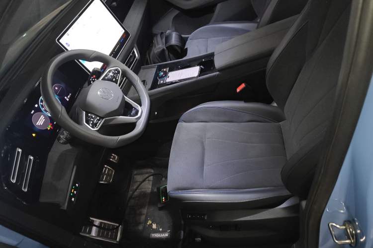 Used Volkswagen Tiguan L 2024 PRO 380TSI Four-Wheel Drive R-Line Prestige Edition
