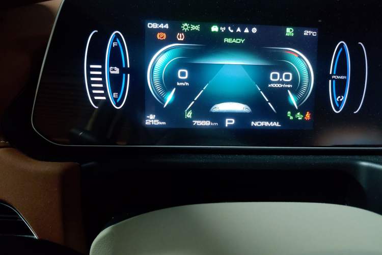 Used ORA Good Cat 2024 401 km Range Luxury Version 135 kW
