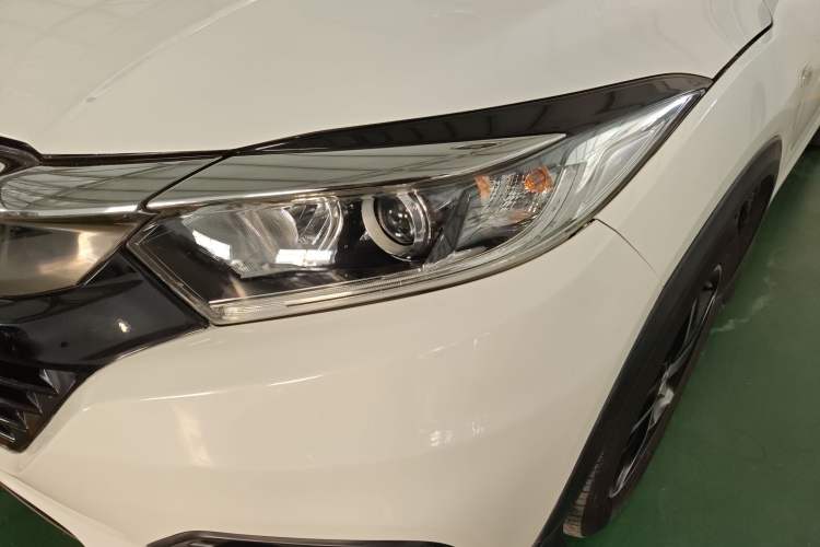 Used Honda Vezel 2020 1.5L CVT Pioneer Edition
