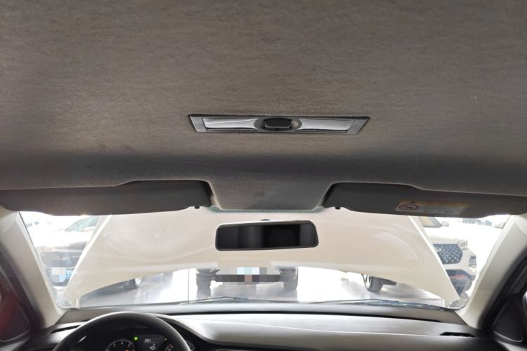 Used Volkswagen Lavida 2017 1.6L Manual Fashion Edition
