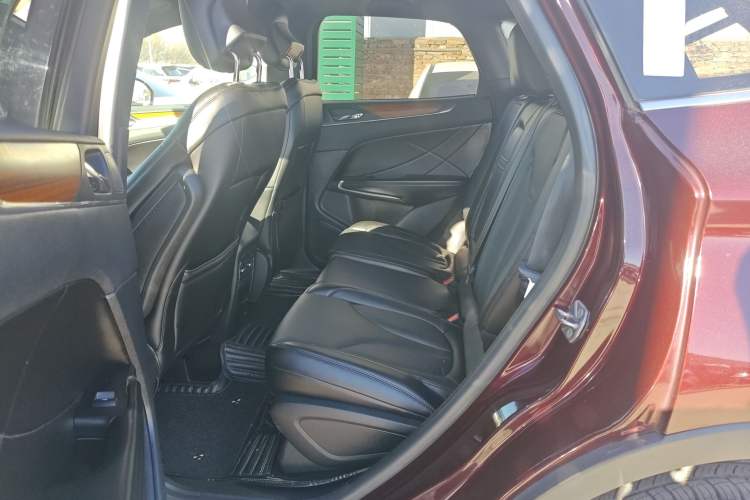 Used Lincoln MKC 2017 2.0T Two-Wheel-Drive Luxury Edition
