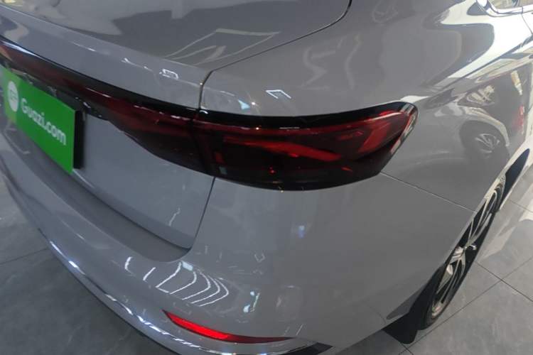 Used Geely Auto Emgrand 2022 4th Generation 1.5L CVT Luxury Model
