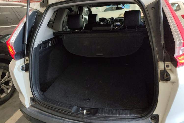 Used Honda CR-V 2017 240TURBO CVT Front-Wheel Drive Fashion Edition