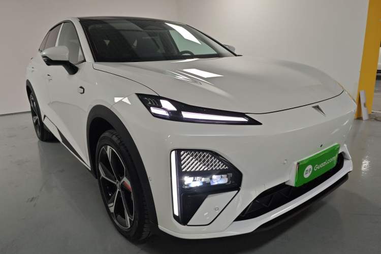 Used  S07 2026 230Ultra with Huawei Qiankun ADS SE Edition
