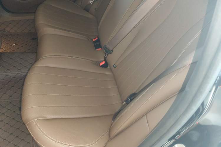 Used Mercedes-Benz E-Class 2020 Facelift E 260 L
