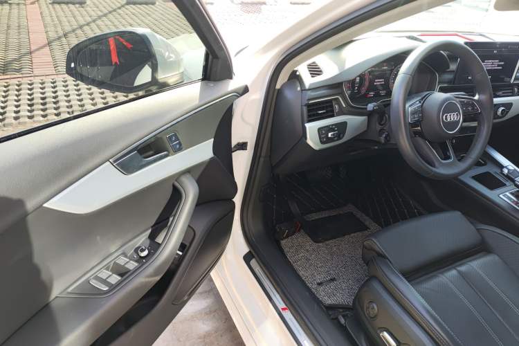 Used Audi A4L 2024 40 TFSI Fashion Dynamic Model