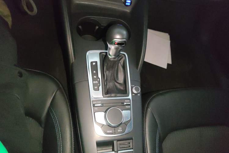 Used Audi A3 2019 Limousine 35 TFSI Fashion Edition China V standard
